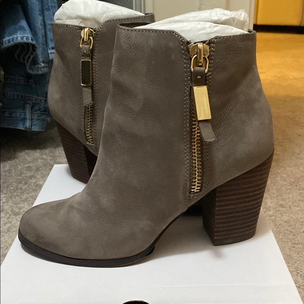 Aldo Mathia, Grey/Gray